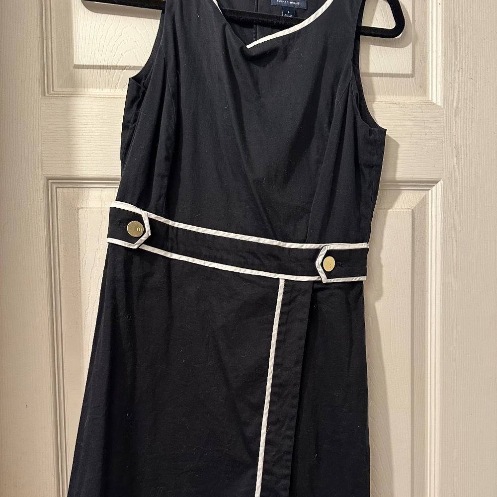NWOT Tommy Hilfiger Dress Suit - Picture 2 of 3